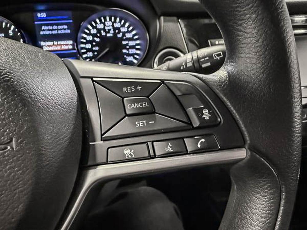 Nissan Rogue SV 2019 d&rsquo;occasion à vendre - 22
