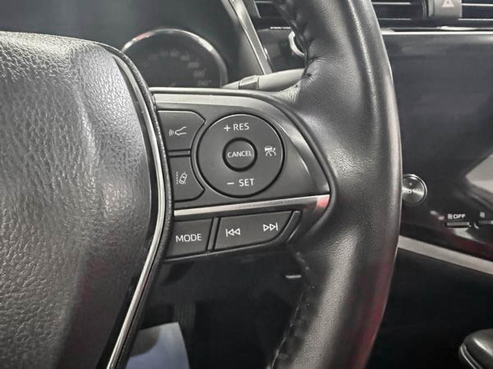 Toyota Camry XSE 2019 d&rsquo;occasion à vendre - 21