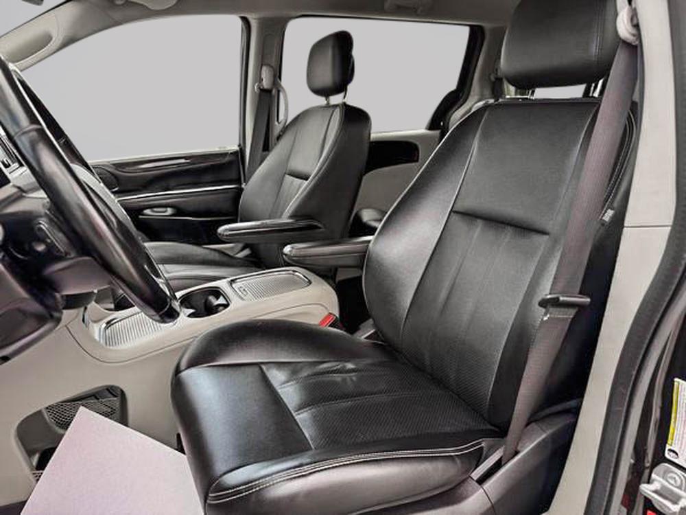 Dodge Grand Caravan CREW PLUS 2020 d&rsquo;occasion à vendre - 16
