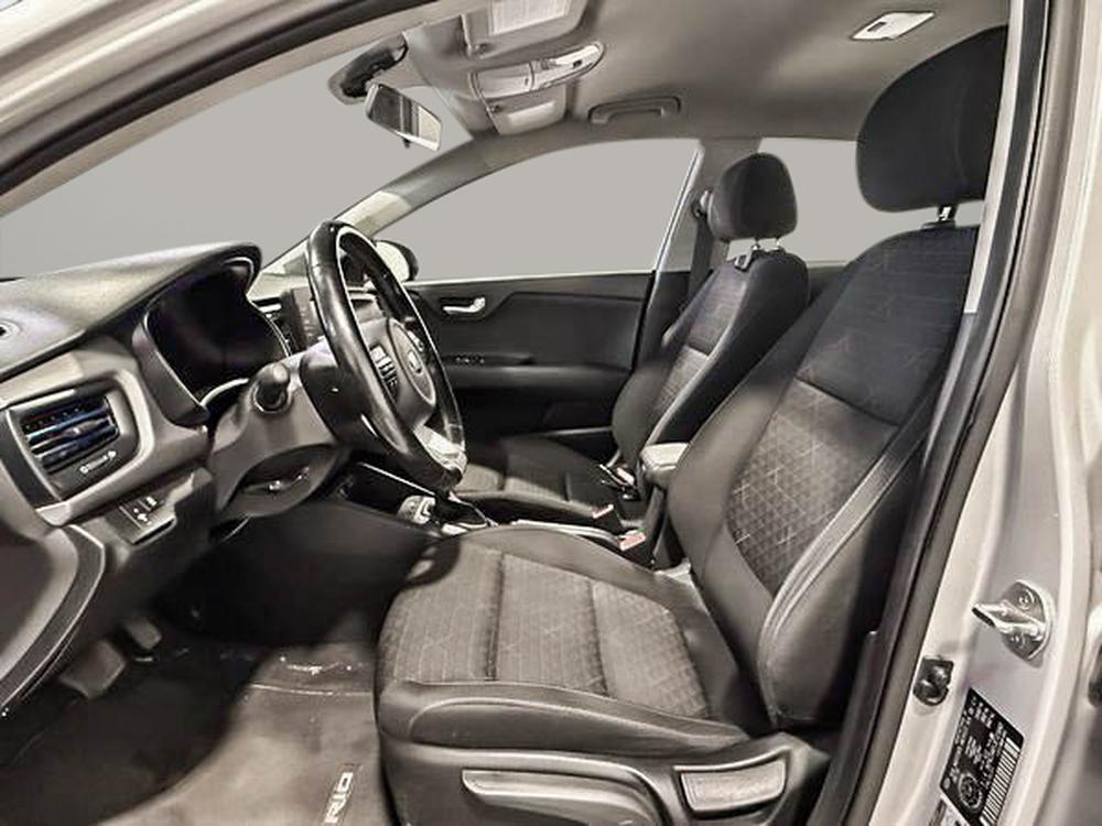 Kia Rio 5-door LX+ 2018 d&rsquo;occasion à vendre - 16
