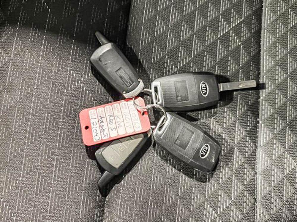 Kia Rio 5-door LX+ 2018 d&rsquo;occasion à vendre - 32