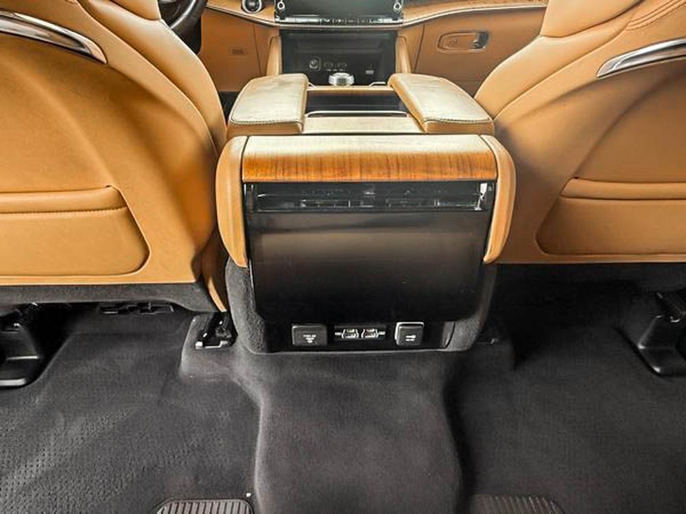Jeep Grand Wagoneer Serie III 2022 d&rsquo;occasion à vendre - 31