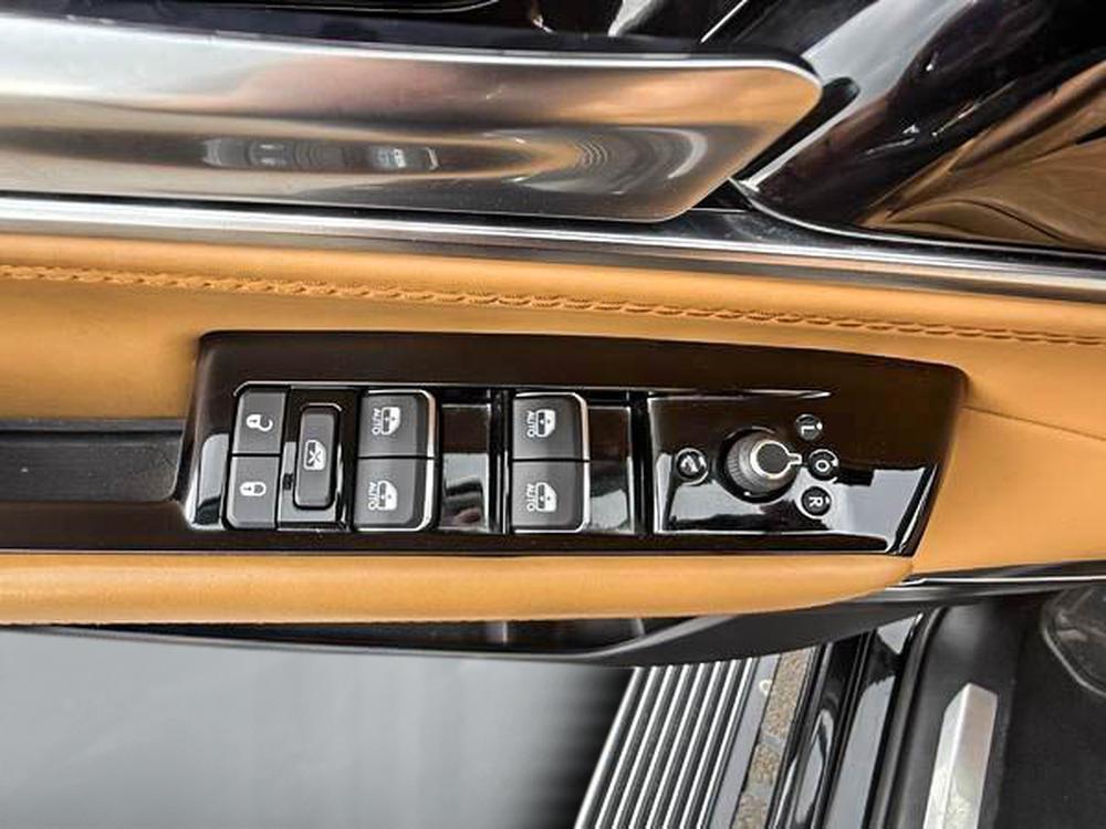 Jeep Grand Wagoneer Serie III 2022 d&rsquo;occasion à vendre - 16