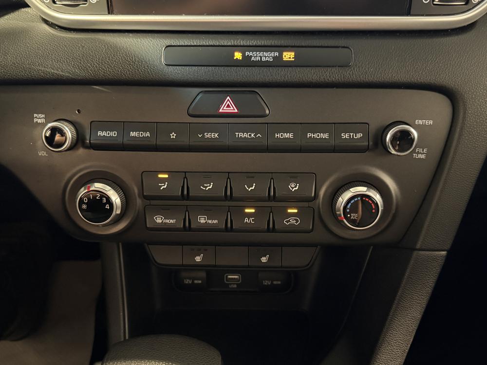 Kia Sportage LX 2021 d&rsquo;occasion à vendre - 27