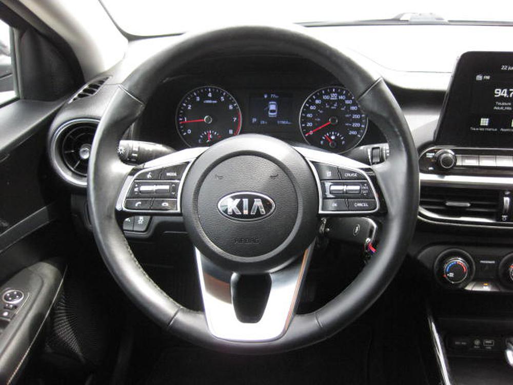 Kia Forte EX 2021 d&rsquo;occasion à vendre - 14