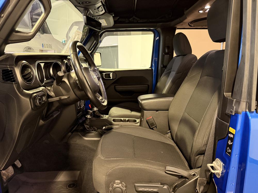 Jeep Wrangler 2023 Bleu usage à vendre Jeep Wrangler 2023 Bleu usage à vendre