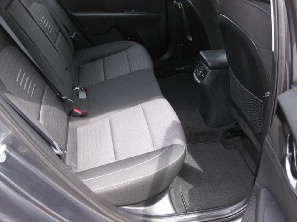 Kia Forte EX 2021 d&rsquo;occasion à vendre - 26