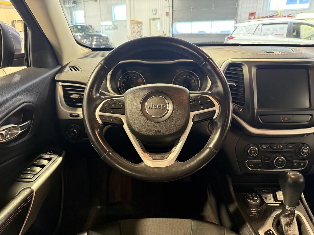 Jeep Cherokee TRAILHAWK 2018 d&rsquo;occasion à vendre - 17