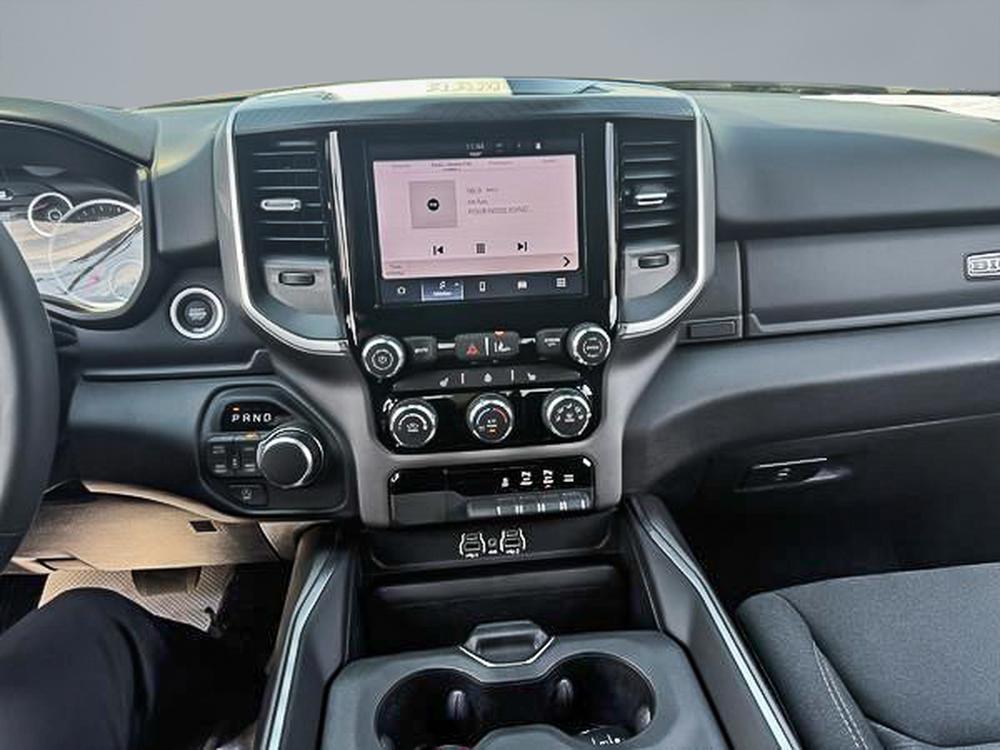 Ram 1500 BIG HORN 2025 d&rsquo;occasion à vendre - 16