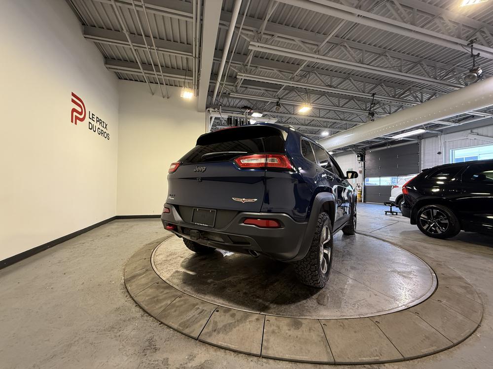 Jeep Cherokee TRAILHAWK 2018 d&rsquo;occasion à vendre - 3