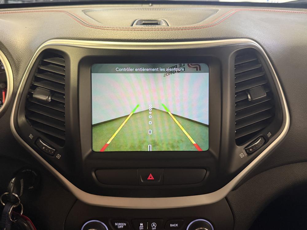 Jeep Cherokee TRAILHAWK 2018 d&rsquo;occasion à vendre - 26
