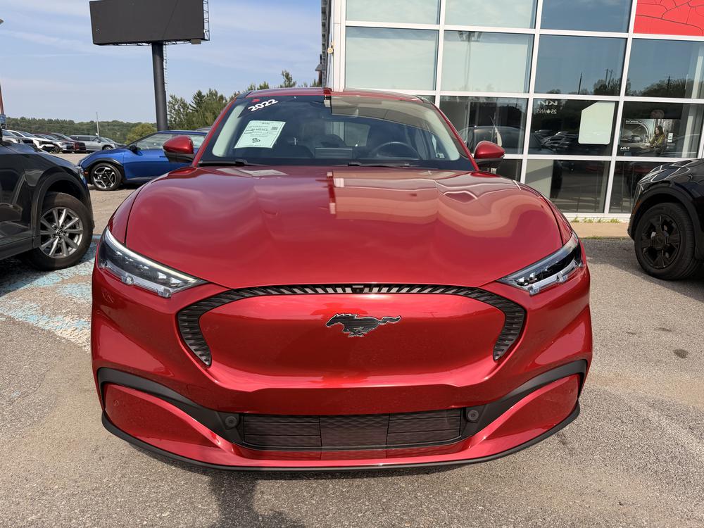 Ford Mustang Mach-E SELECT AWD 2022 d&rsquo;occasion à vendre - 2