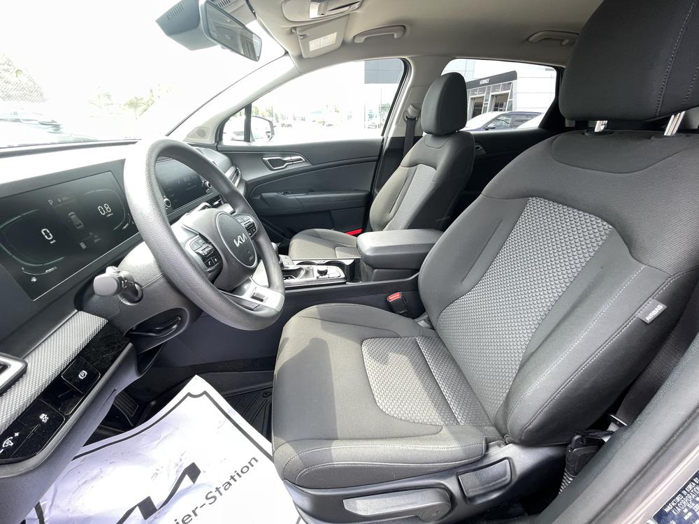 Kia Sportage 2024 Gris usage à vendre Kia Sportage 2024 Gris usage à vendre