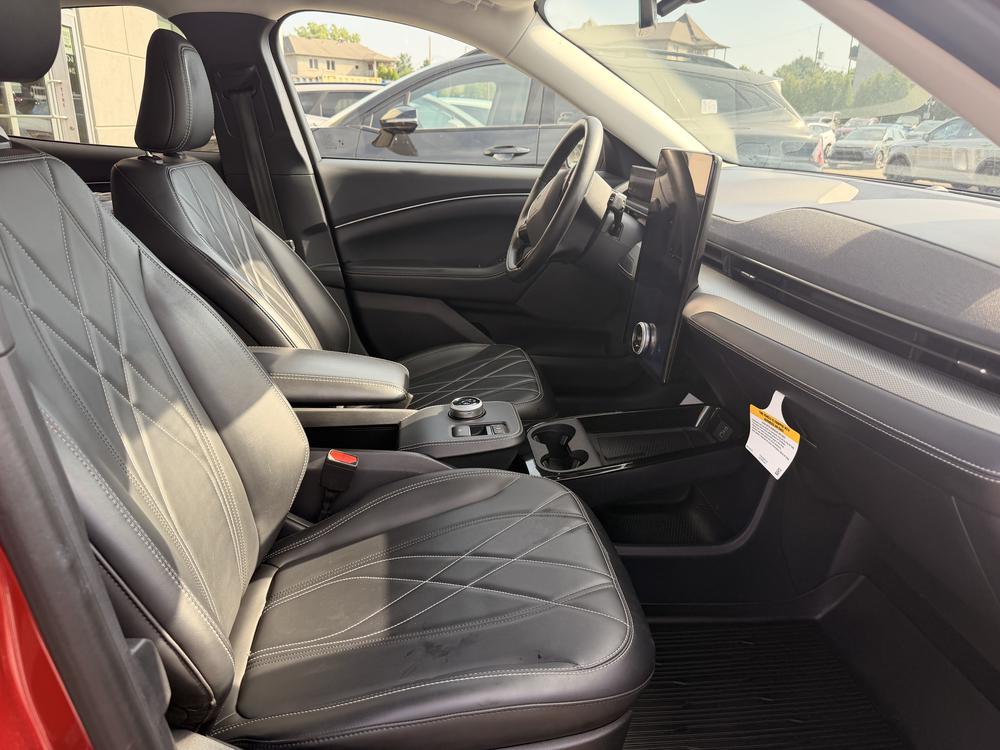 Ford Mustang Mach-E SELECT AWD 2022 d&rsquo;occasion à vendre - 30