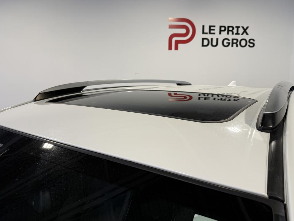 Toyota RAV4 HYBRID LE+ 2018 d&rsquo;occasion à vendre - 11