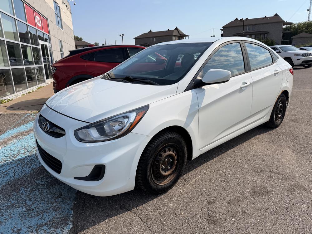 Hyundai Accent L MANUELLE 2014 d&rsquo;occasion à vendre - 3