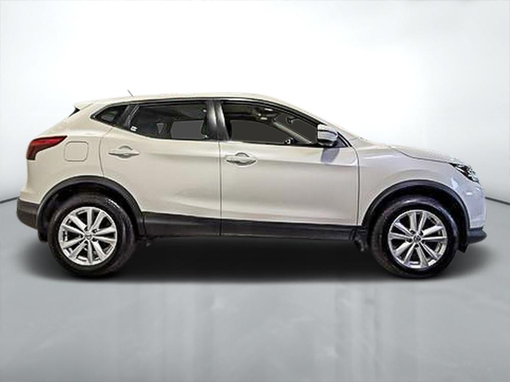 Nissan Qashqai SV 2018 d&rsquo;occasion à vendre - 2