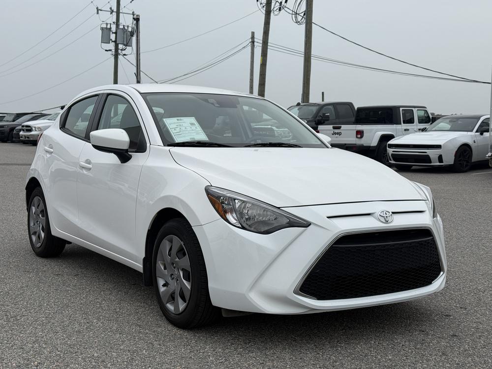 Toyota Yaris Hatchback Base