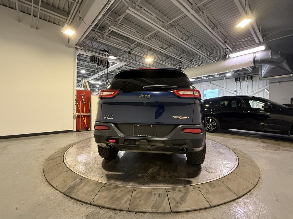 Jeep Cherokee TRAILHAWK 2018 d&rsquo;occasion à vendre - 4