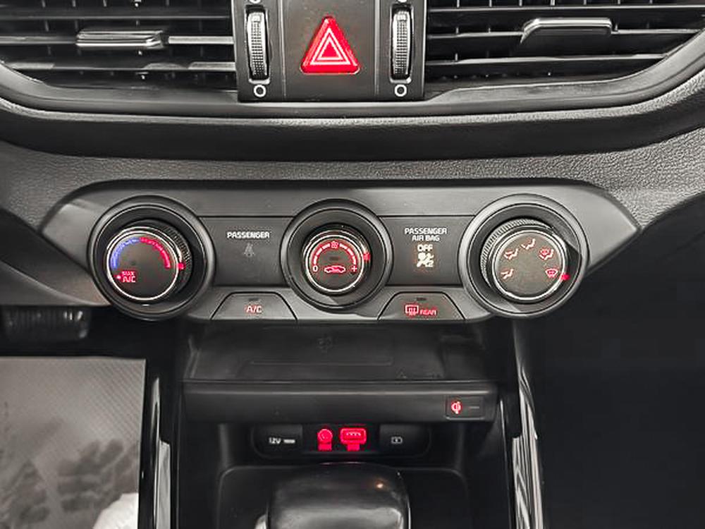 Kia Forte EX 2020 d&rsquo;occasion à vendre - 27