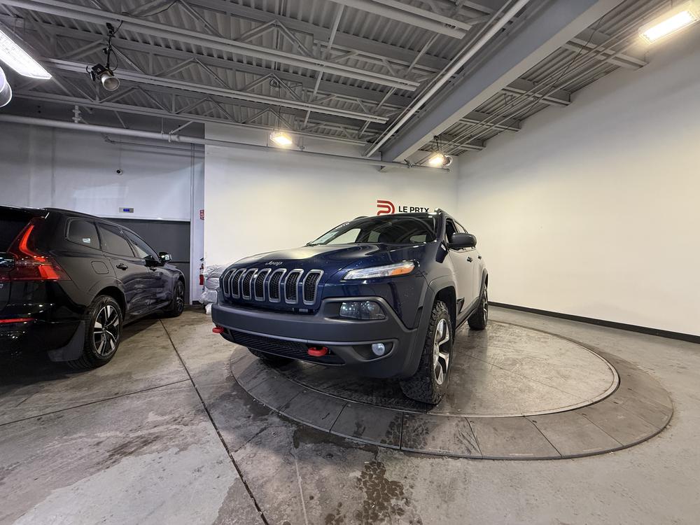 Jeep Cherokee TRAILHAWK 2018 d&rsquo;occasion à vendre - 8