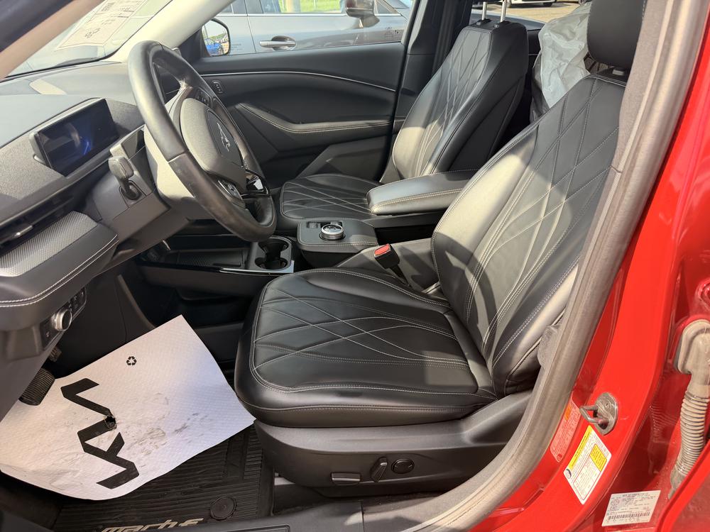 Ford Mustang Mach-E SELECT AWD 2022 d&rsquo;occasion à vendre - 16