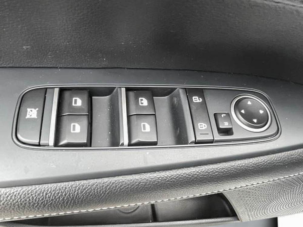Kia Forte EX 2020 d&rsquo;occasion à vendre - 11