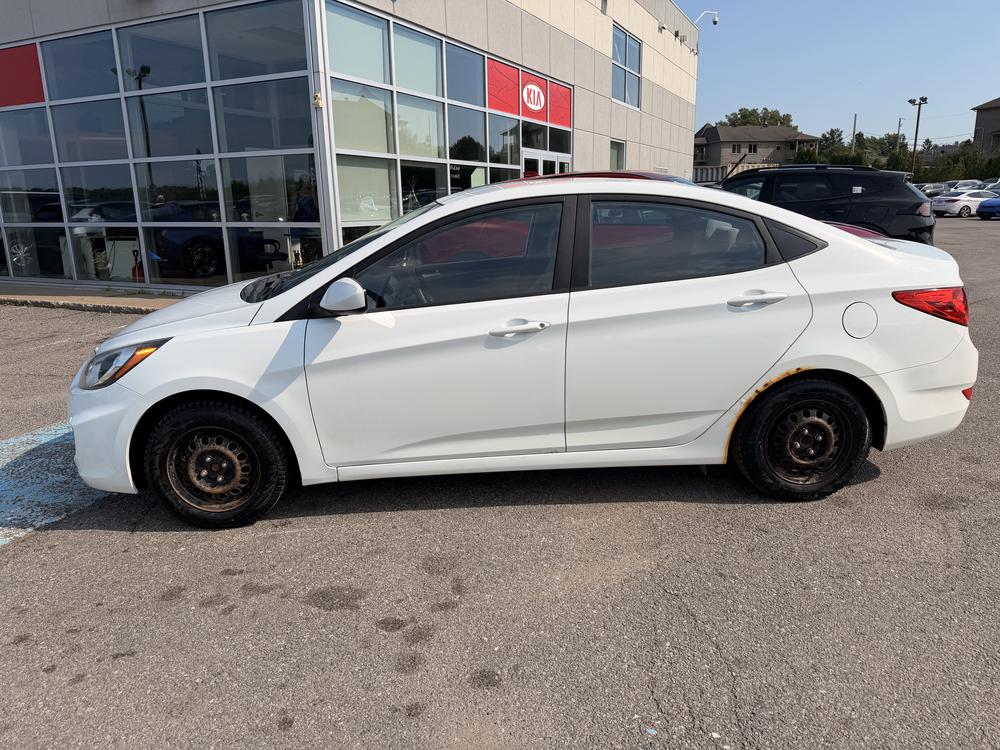 Hyundai Accent L MANUELLE 2014 d&rsquo;occasion à vendre - 4