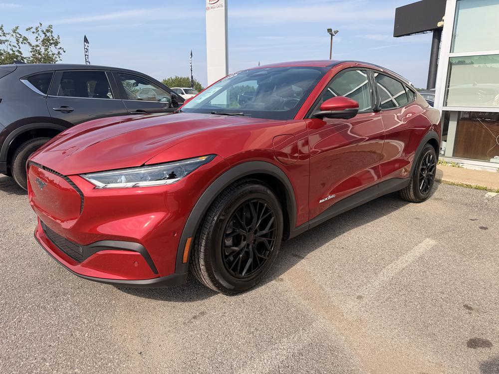 Ford Mustang Mach-E SELECT AWD 2022 d&rsquo;occasion à vendre - 3