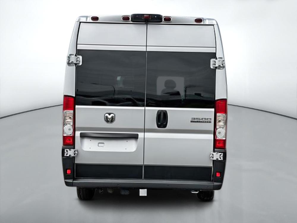 Ram ProMaster fourgonnette utilitaire 3500 SLT+ 159 po (22H) 2025 d&rsquo;occasion à vendre - 4