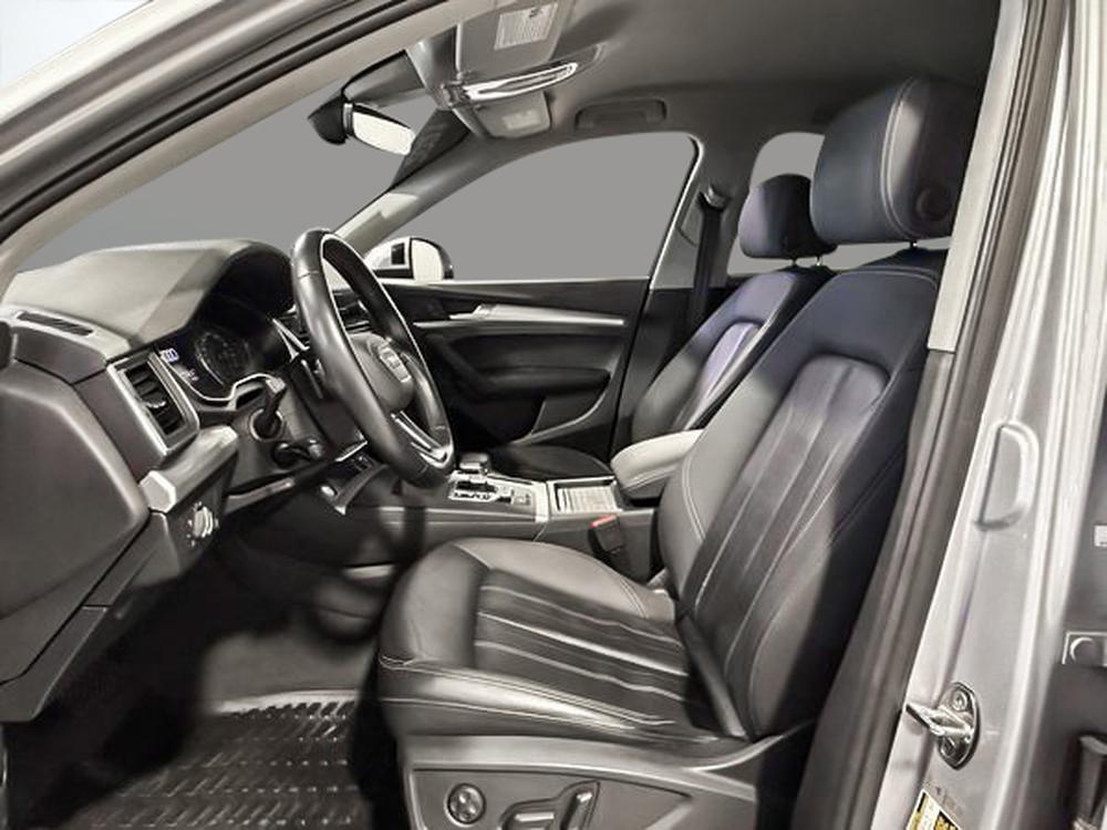 Audi Q5 KONFORT 2021 d&rsquo;occasion à vendre - 16