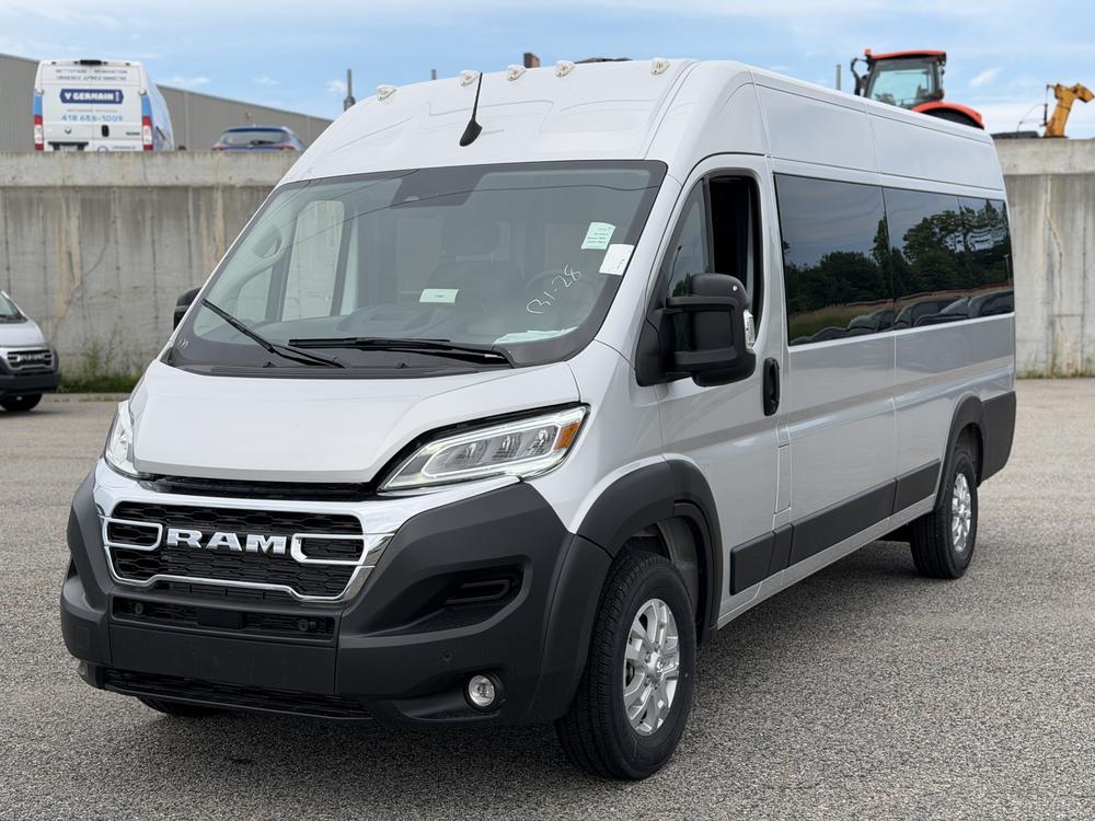 Ram ProMaster fourgon vitré 3500 SLT+ 159 po (22H) 2025 d&rsquo;occasion à vendre - 8