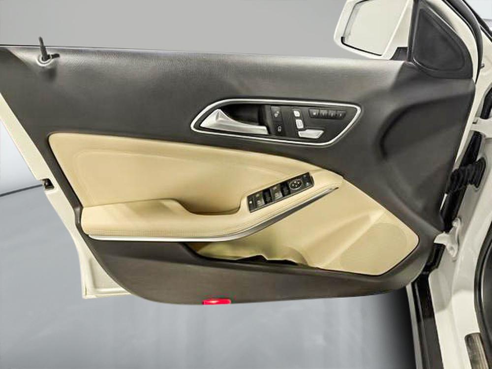 Mercedes-Benz GLA 250 2018 d&rsquo;occasion à vendre - 14