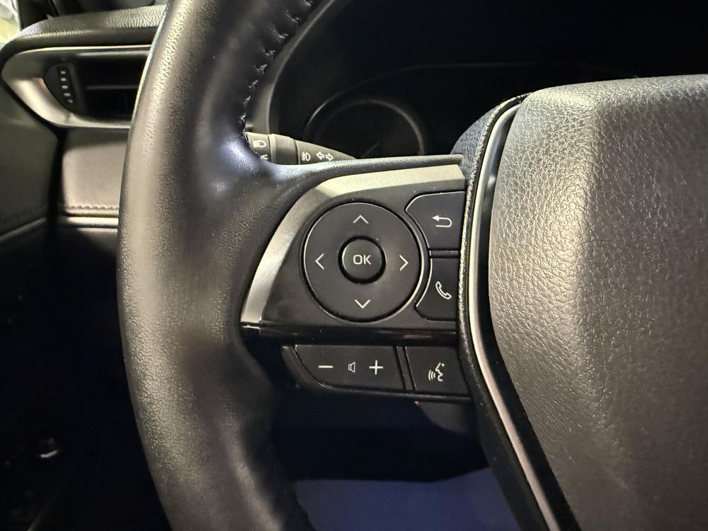 Toyota Venza XLE 2024 d&rsquo;occasion à vendre - 19