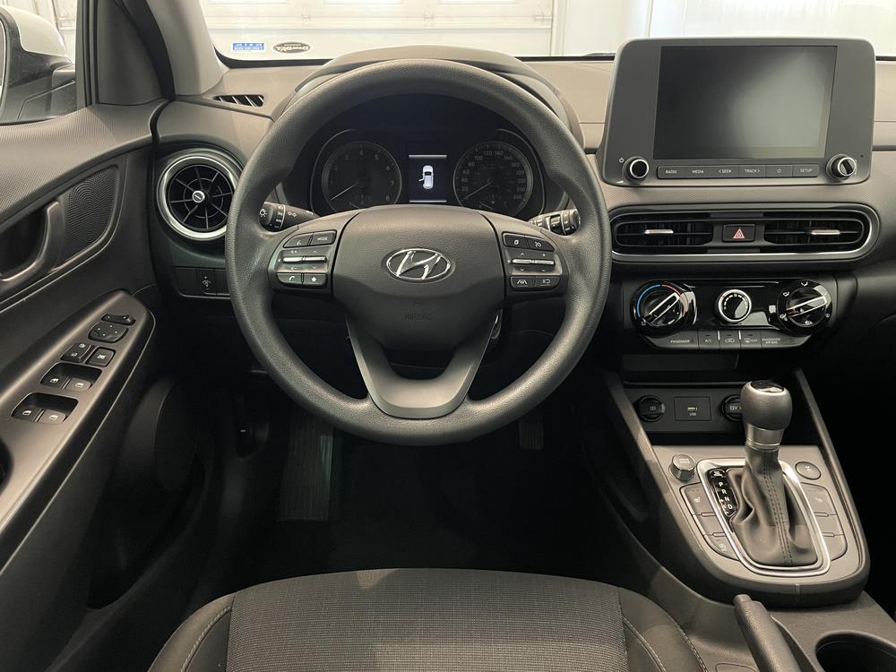 Hyundai Kona Essential AWD 2022 d&rsquo;occasion à vendre - 11