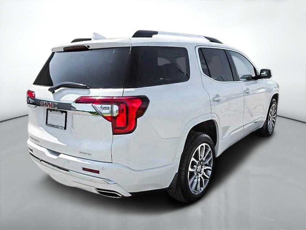 GMC Acadia DENALI 2023 d&rsquo;occasion à vendre - 6
