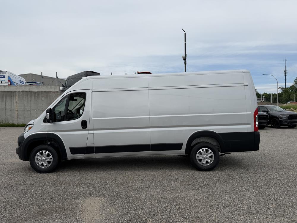 Ram ProMaster fourgonnette utilitaire 3500 SLT+ 159 po (22H) 2025 d&rsquo;occasion à vendre - 7