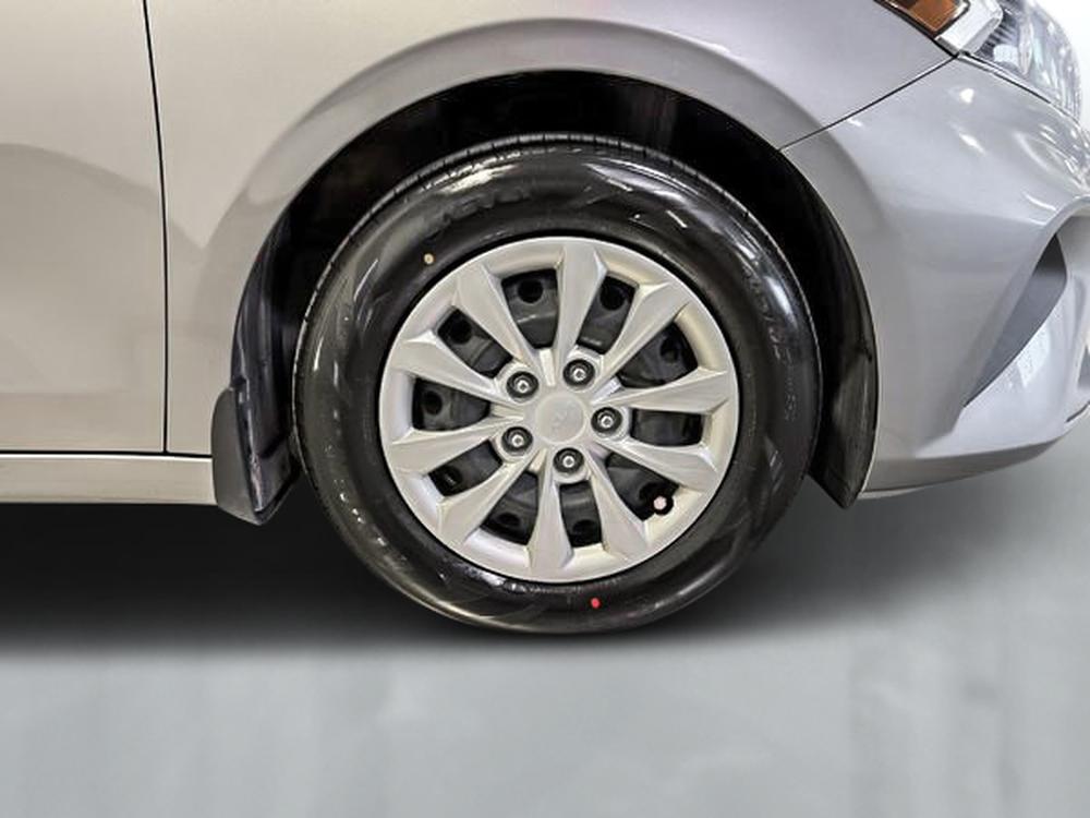 Kia Forte LX 2024 d&rsquo;occasion à vendre - 12