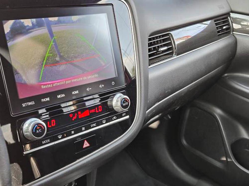 Mitsubishi Outlander Limited 2020 d&rsquo;occasion à vendre - 21