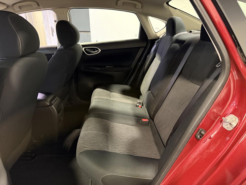 Nissan Sentra SV 2015 d&rsquo;occasion à vendre - 30