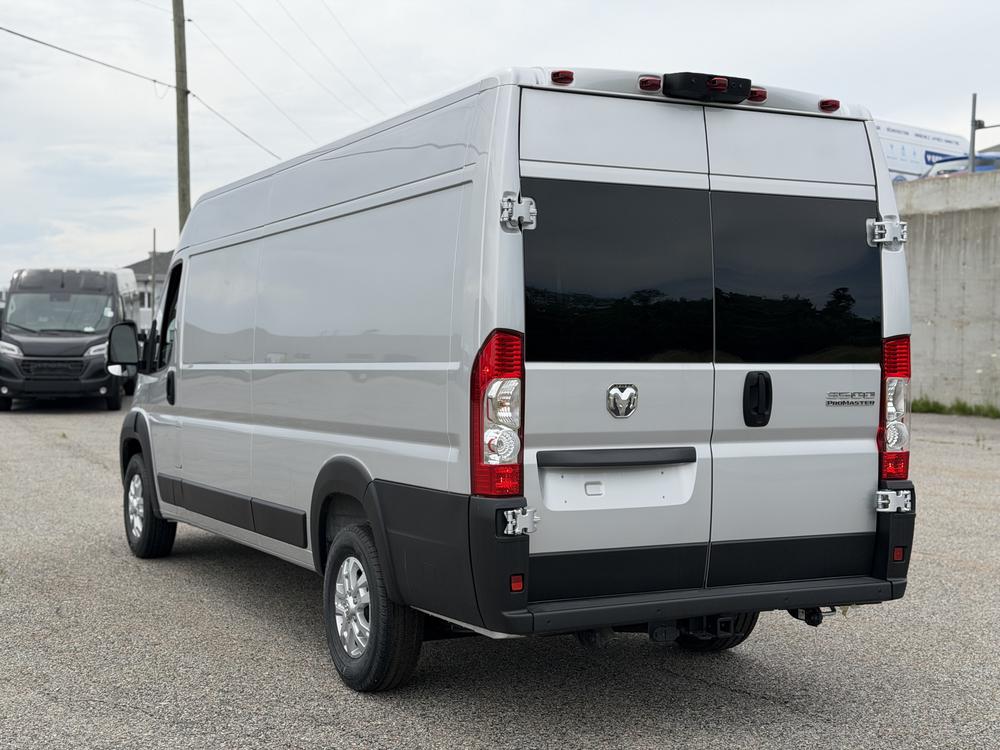 Ram ProMaster fourgonnette utilitaire 3500 SLT+ 159 po (22H) 2025 d&rsquo;occasion à vendre - 6