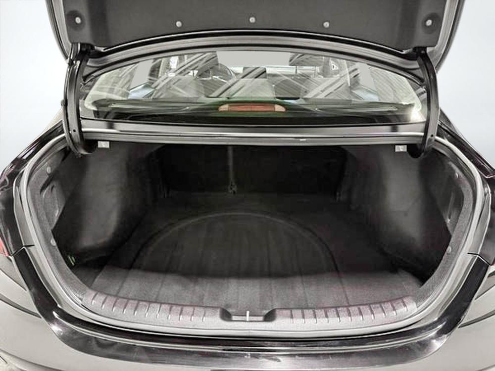 Kia Forte LX 2022 d&rsquo;occasion à vendre - 31