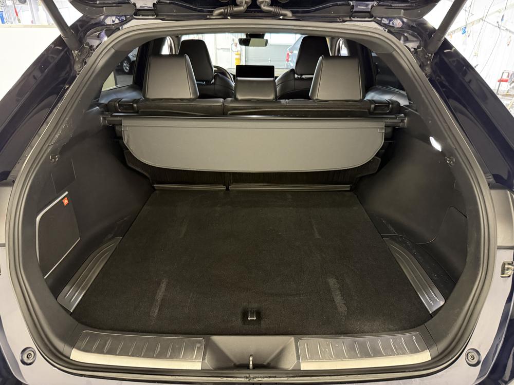 Toyota Venza XLE 2024 d&rsquo;occasion à vendre - 31