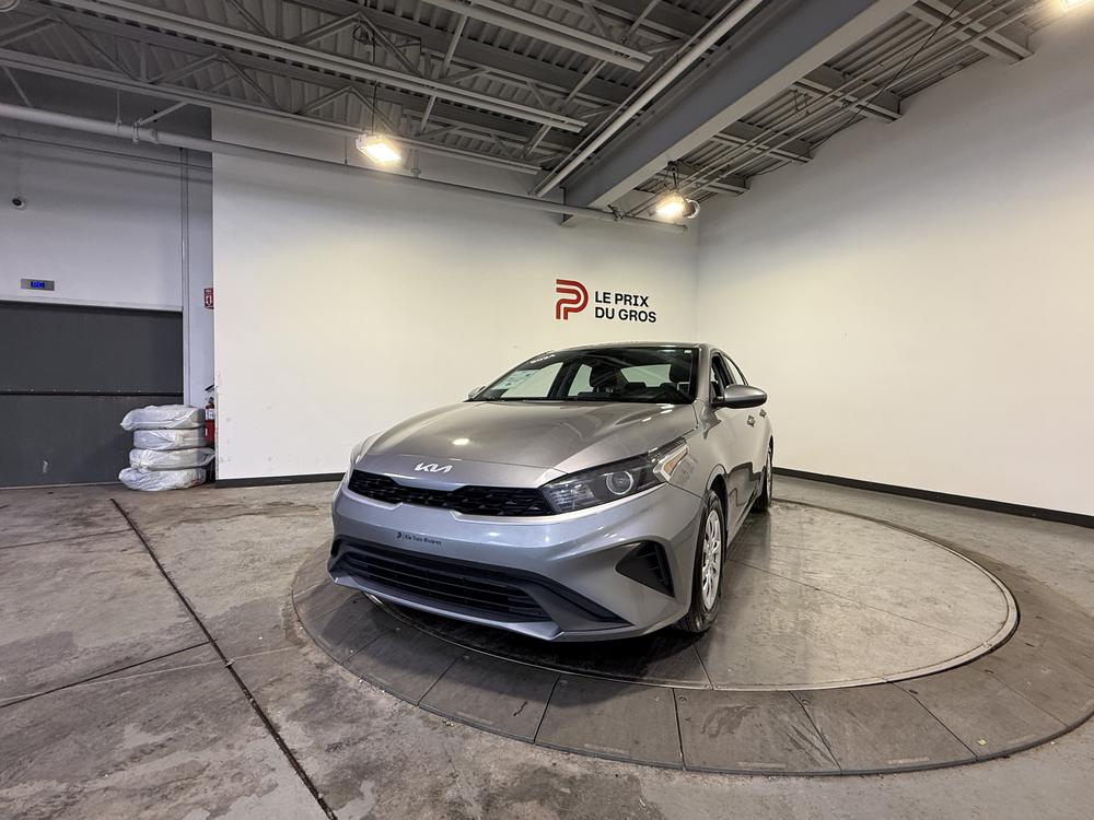 Kia Forte LX 2024 d&rsquo;occasion à vendre - 8