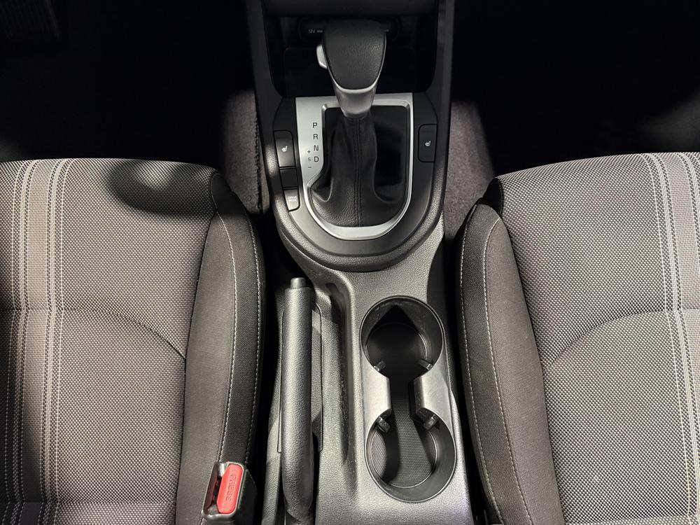 Kia Forte LX 2022 d&rsquo;occasion à vendre - 28