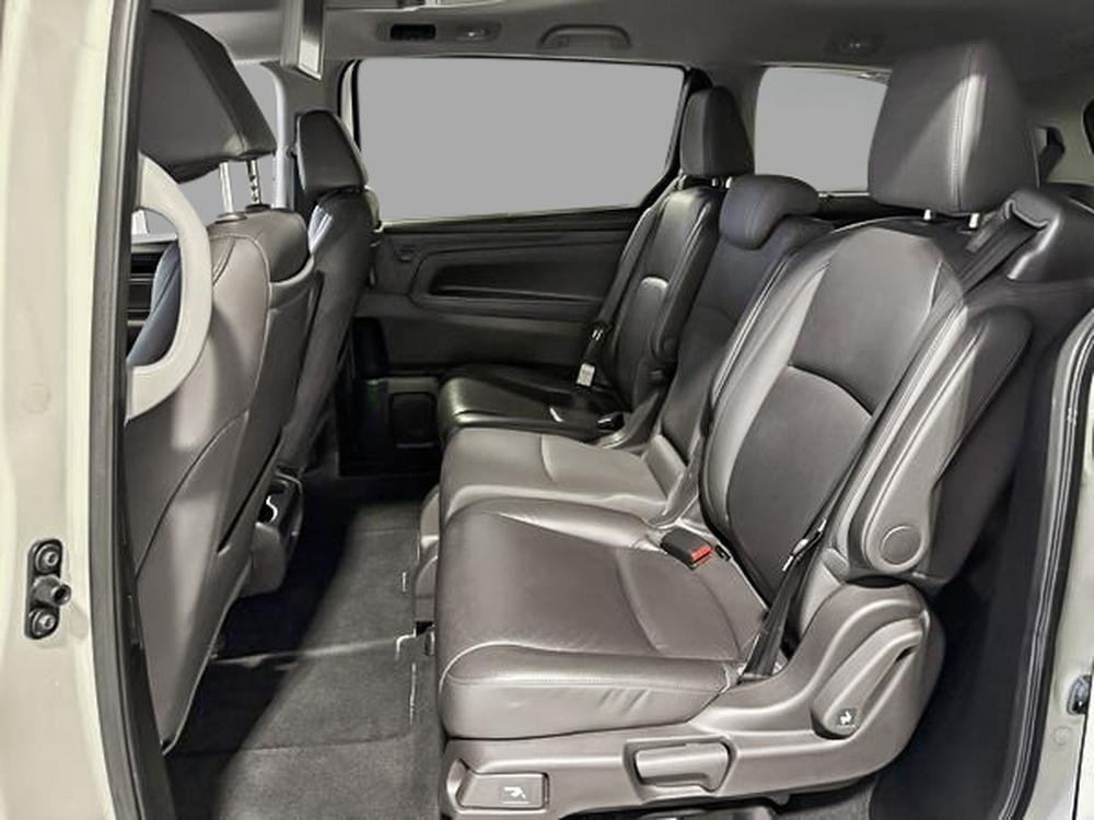 Honda Odyssey TOURING 2019 d&rsquo;occasion à vendre - 31