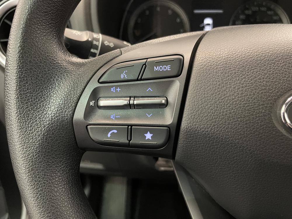 Hyundai Kona Essential AWD 2022 d&rsquo;occasion à vendre - 16
