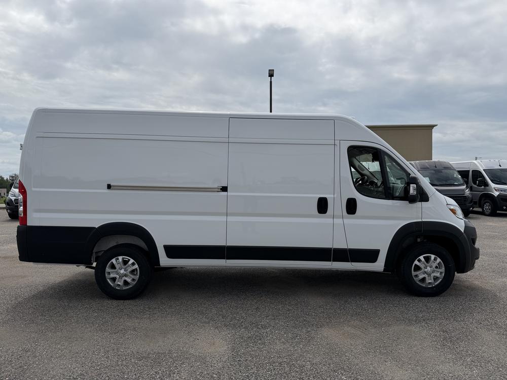 Ram ProMaster fourgonnette utilitaire 3500 SLT 159p toit haut 2025 d&rsquo;occasion à vendre - 2