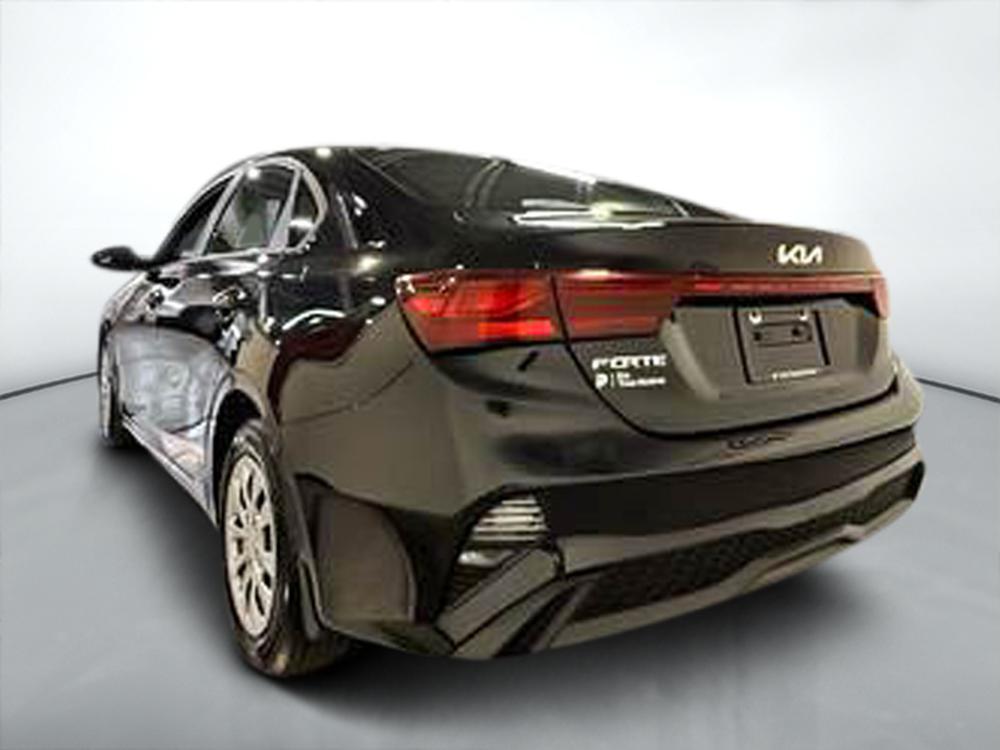 Kia Forte LX 2022 d&rsquo;occasion à vendre - 6