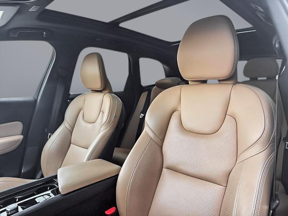 Volvo XC60 B5 ULTIMATE AWD DARK THEME 2024 d&rsquo;occasion à vendre - 11